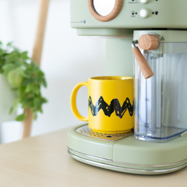 Caneca Snoopy Charlie Brown