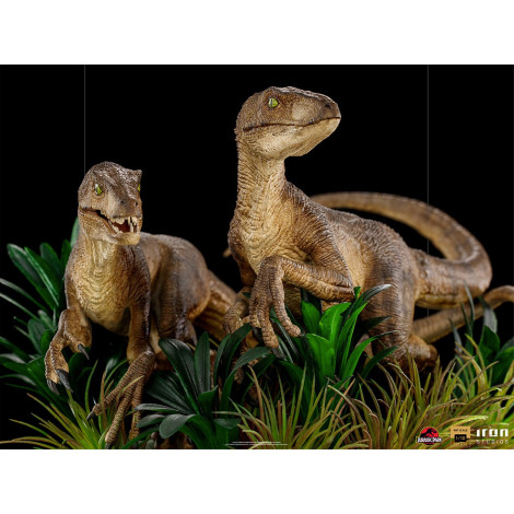 Jurassic Park Two Velociraptor Deluxe Figure