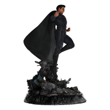 Figura Superman fato preto Liga da Justiça de Zack Snyder