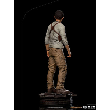 Figura 1/10 Nathan Drake Uncharted Iron Studios Art Scale 20 cm