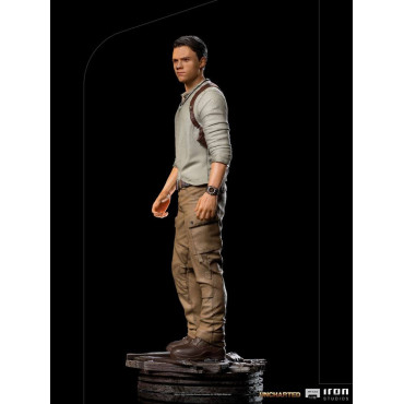 Figura 1/10 Nathan Drake Uncharted Iron Studios Art Scale 20 cm