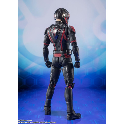 Homem-Formiga e a Vespa: Figura de Quantumania S.H. Figuarts Homem-Formiga 15 Cm