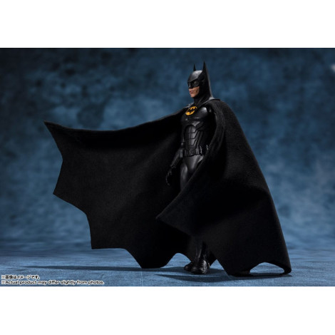 Figura do Flash S.H. Figuarts Batman 15 Cm