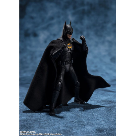 Figura do Flash S.H. Figuarts Batman 15 Cm