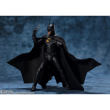 Figura do Flash S.H. Figuarts Batman 15 Cm