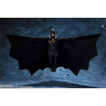 Figura do Flash S.H. Figuarts Batman 15 Cm