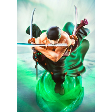 One Piece Zoro Figura SFC 18cm