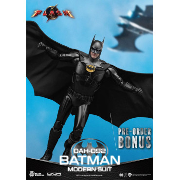 The Flash Figure Dynamic 8Ction Heroes 1/9 Batman Modern Suit 24 Cm