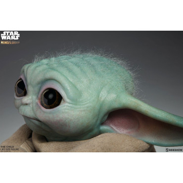 Sideshow Collectibles Estátua 1:1 Baby Yoda O Mandaloriano 42 cm