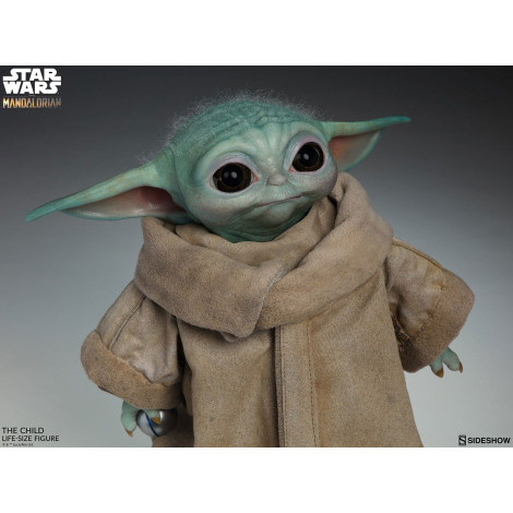 Sideshow Collectibles Estátua 1:1 Baby Yoda O Mandaloriano 42 cm