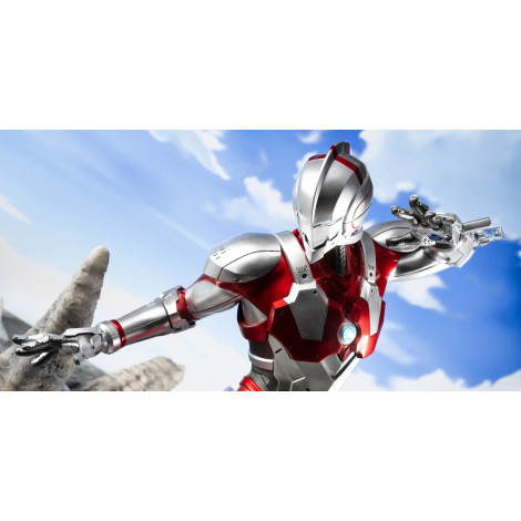 Ultraman vs Black King Pure Arts Figura 1/4