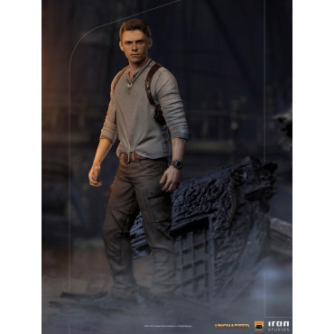 Nathan Drake Deluxe Figure à escala artística de Uncharted