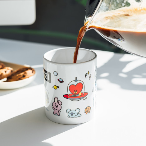 Caneca Universtar Bt21