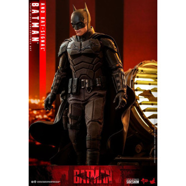 Movie Masterpiece 1/6 Batman com Bat-Sinal 31 Cm A Figura do Batman