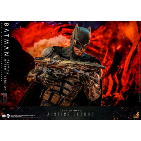 Figura 1/6 Batman (versão tática do fato de morcego) 33 Cm Zack Snyder`S Liga da Justiça