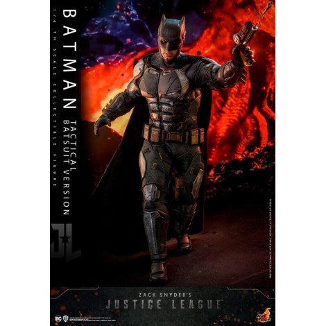 Figura 1/6 Batman (versão tática do fato de morcego) 33 Cm Zack Snyder`S Liga da Justiça