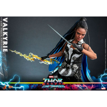 Figura 1/6 Valquíria 28 Cm Thor: Amor e Trovão Obra-prima