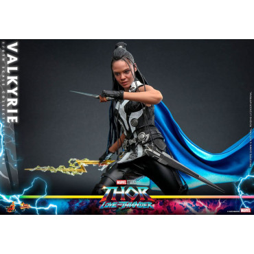 Figura 1/6 Valquíria 28 Cm Thor: Amor e Trovão Obra-prima