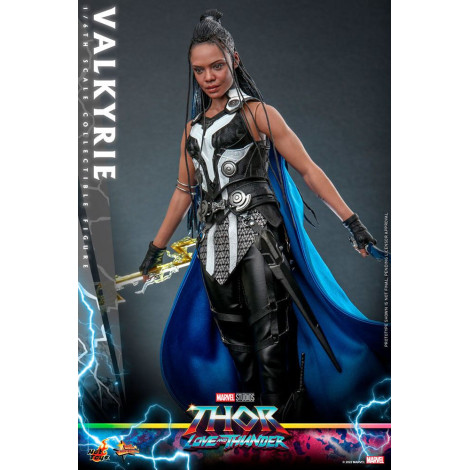 Figura 1/6 Valquíria 28 Cm Thor: Amor e Trovão Obra-prima