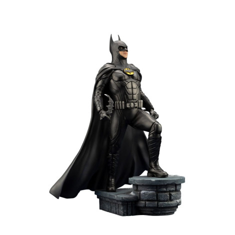 Dc Comics Pvc Artfx Figura 1/6 The Flash Movie Batman 34 Cm