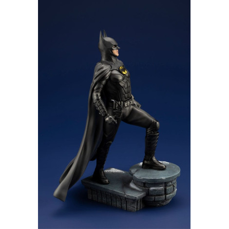 Dc Comics Pvc Artfx Figura 1/6 The Flash Movie Batman 34 Cm