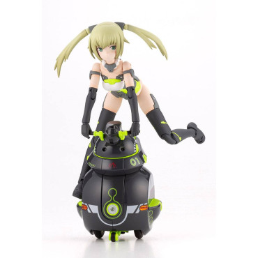 Figura Armação Braços Menina Modelo Plástico Kit Innocentia (Racer) & Noseru (Racing Specs Ver.) 15 Cm