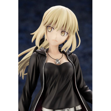 Figura Fate/Grand Order Pvc 1/7 Sabre/Altria Pendragon (Alter) Casual Ver. 24 Cm