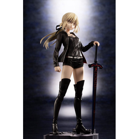 Figura Fate/Grand Order Pvc 1/7 Sabre/Altria Pendragon (Alter) Casual Ver. 24 Cm