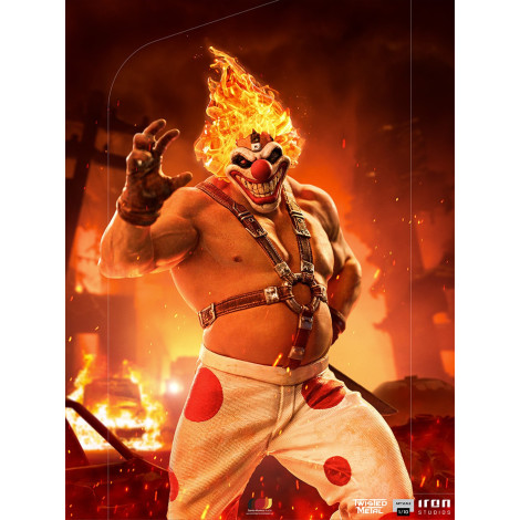 Figura de Sweet Tooth de Twisted Metal em escala artística