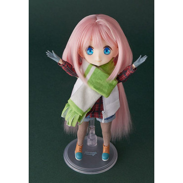 Boneca Laid-Back Camp Harmonia Humming Nadeshiko Kagamihara 23 Cm