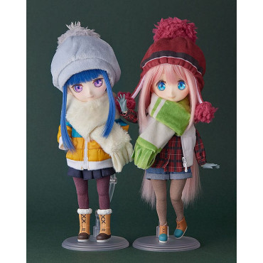 Boneca Laid-Back Camp Harmonia Humming Nadeshiko Kagamihara 23 Cm