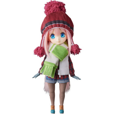 Boneca Laid-Back Camp Harmonia Humming Nadeshiko Kagamihara 23 Cm