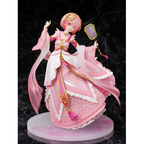 Figura Re:Zero - Começando a vida em outro mundo - 1/7 Ram Hanfu 24 Cm