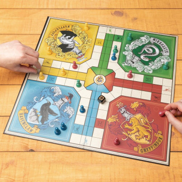 Jogo de tabuleiro Harry Potter Hogwarts Parcheesi