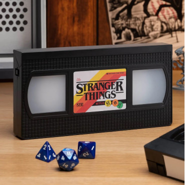 Lâmpada Stranger Things VHS