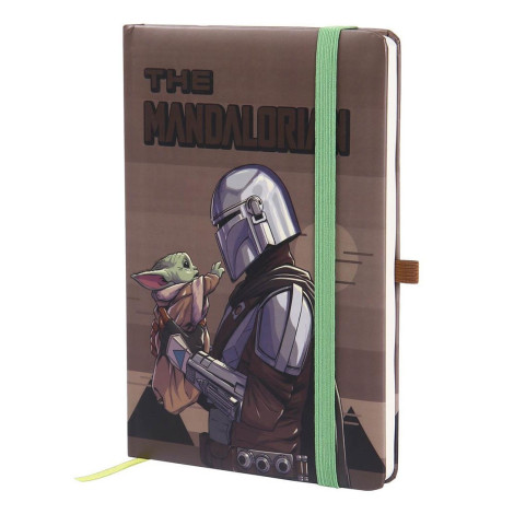 Caderno A5 Mandalorian e Bebé Yoda O Mandalorian