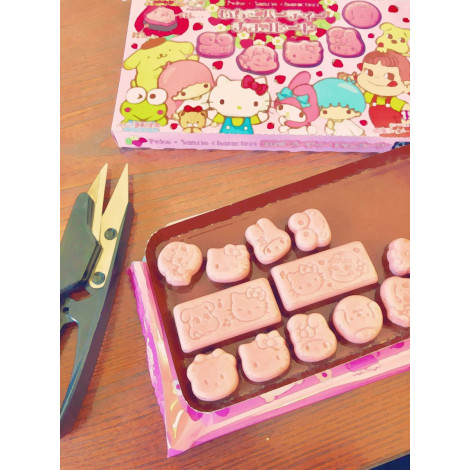 Chocolatinas fresa Sanrio Pekochan