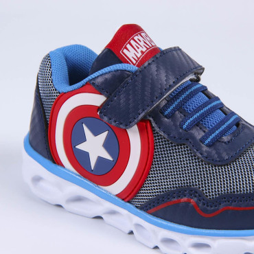 Ténis Captain America Lights para criança Marvel