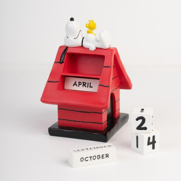 CALENDARIO PERPETUO 3D SNOOPY DOGHOUSE