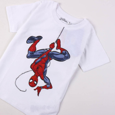 T-shirt curta Spiderman pendurado