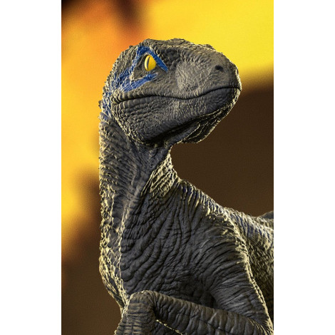 Figura Jurassic Park Velociraptor Azul Iron Studios