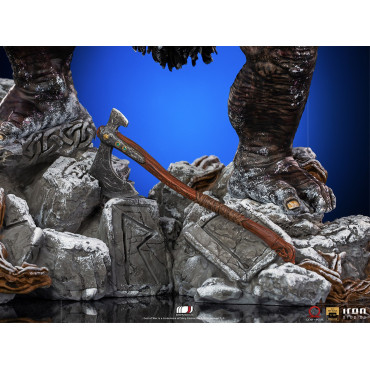 Figura Ogre de God Of War à escala artística